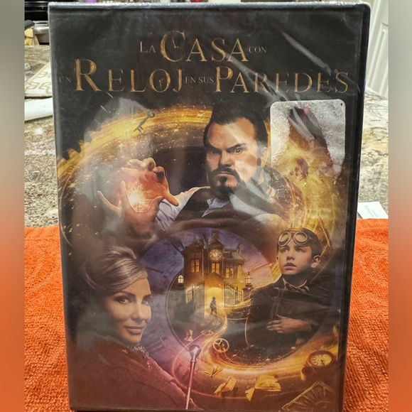 Other - La Casa con un Reloj en sus Paredes Movie DVD - Fantasy Artwork